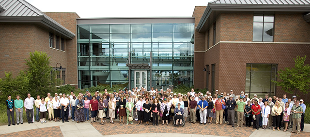 Faculty and Staff Group Pic