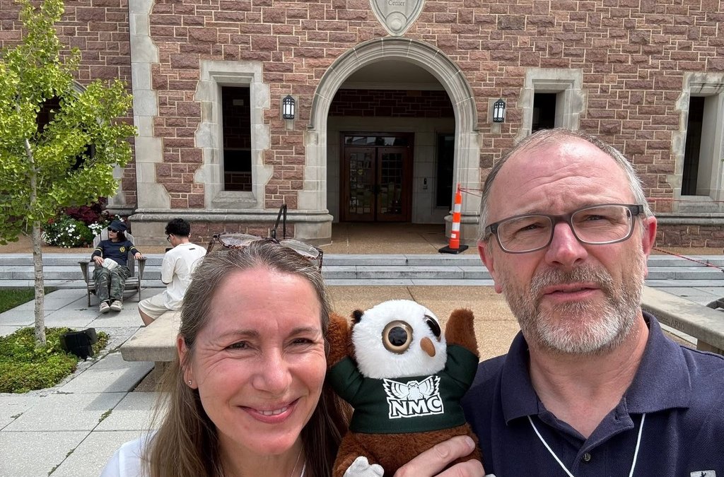 NMC Biology Faculty Represent at St. Louis POGIL Event