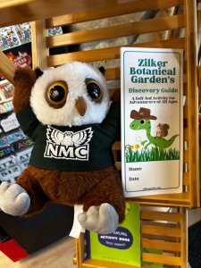 Swoop at botanical garden.